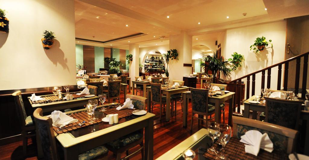 Fortina Spa Resort Sliema Ngoại thất bức ảnh The restaurant