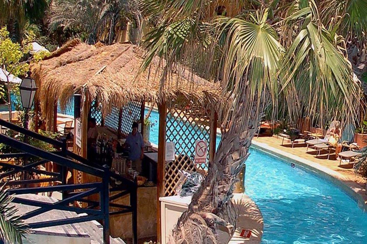 Fortina Spa Resort Sliema Ngoại thất bức ảnh The pool at the resort