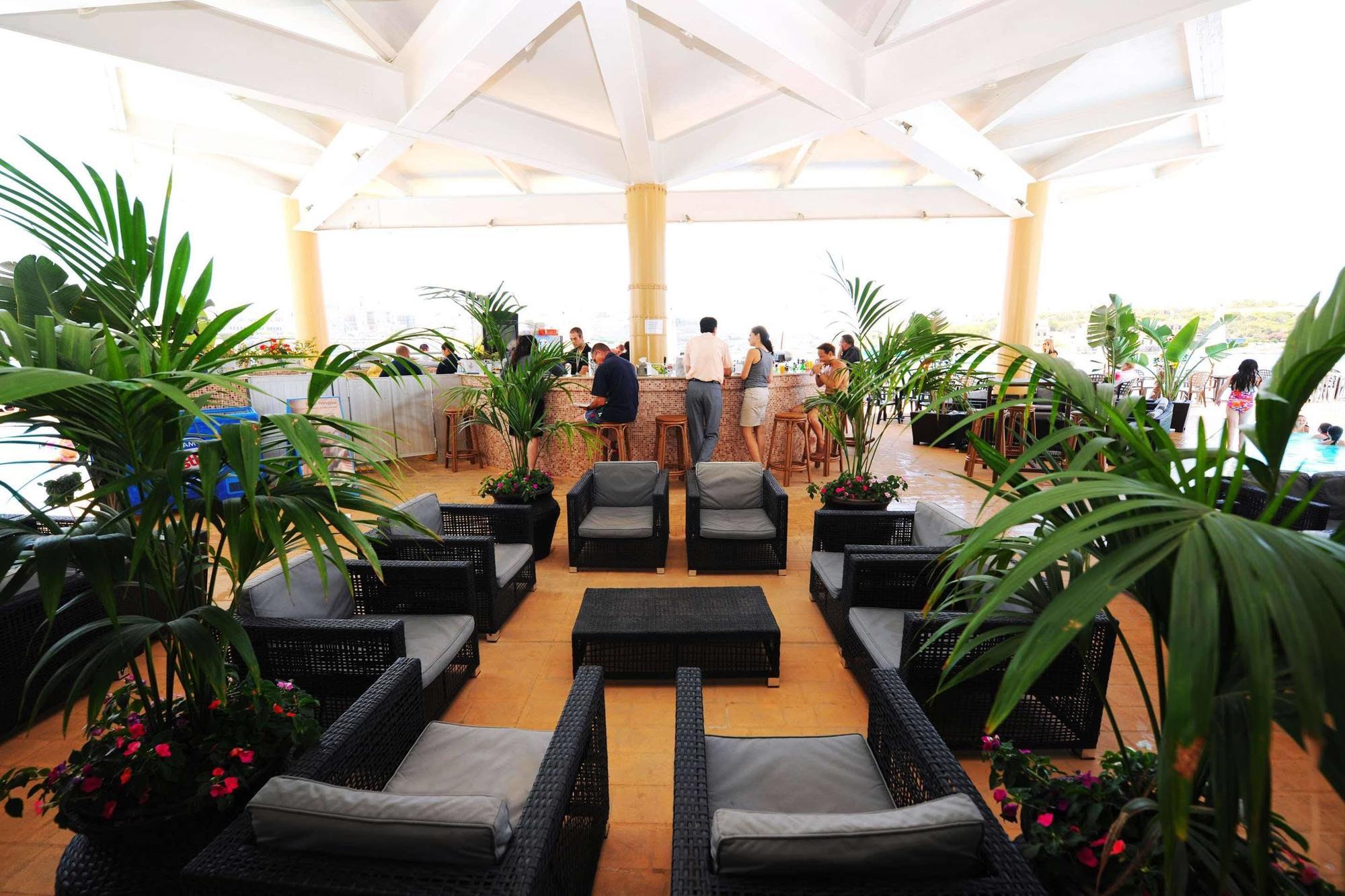 Fortina Spa Resort Sliema Nội địa bức ảnh The interior of the lounge